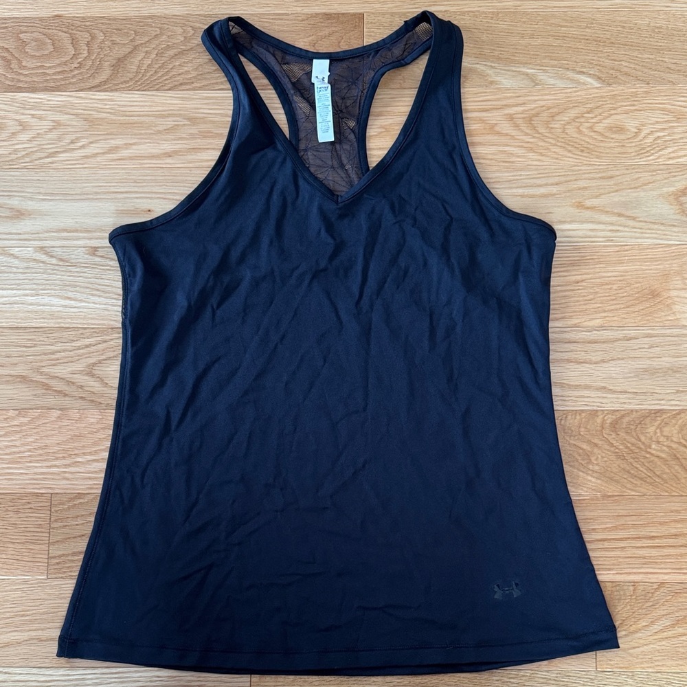 EUC Under Armour Women's Black Tank Top size Large